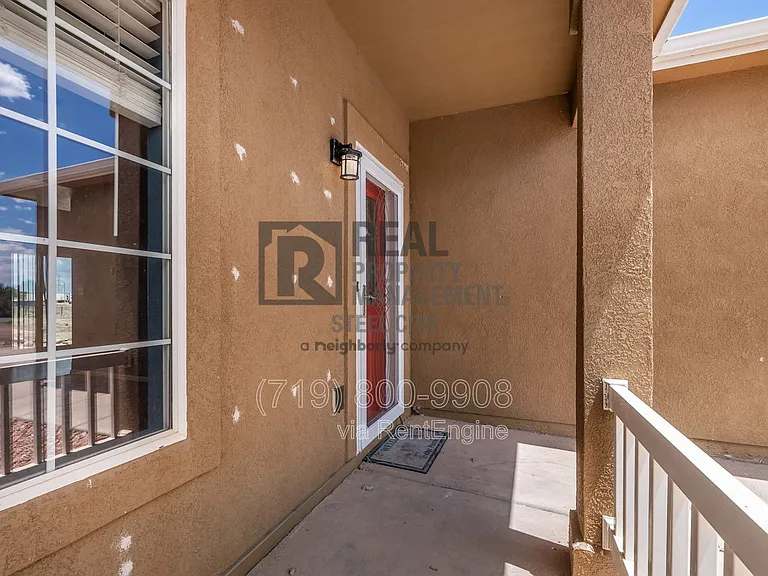 947 E Kirkwood Dr — Photo 6
