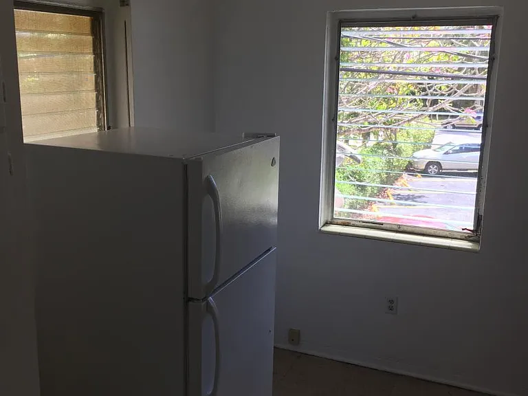 118 Antilla Ave — Photo 5