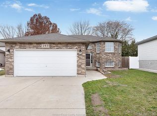 243 Gammon Cres, Lakeshore, ON N0R1A0