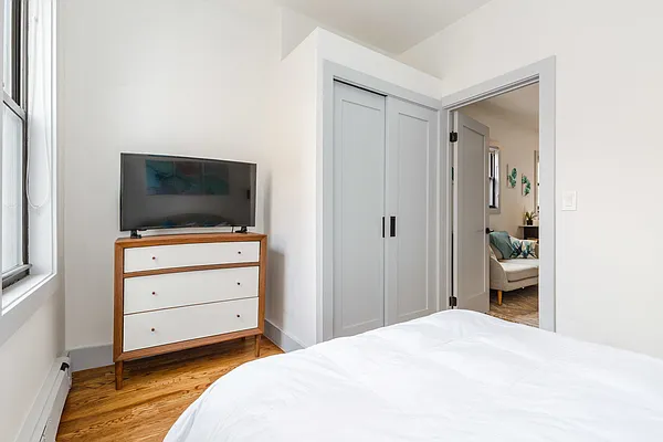 Rented by MNS | media 13