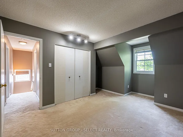 1144 Aldersbrook Rd — Photo 22