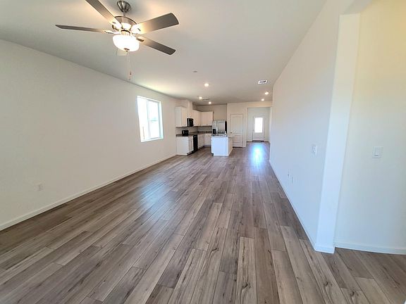 4th image of 4510 Sierra Street