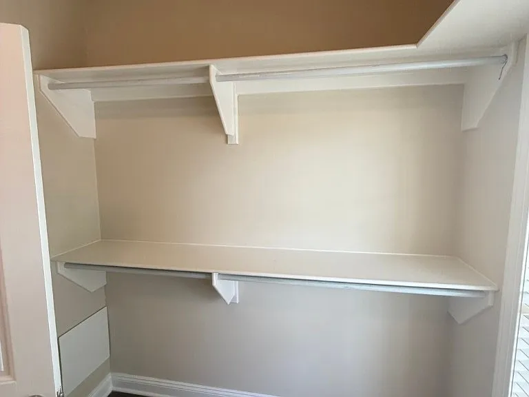 4406 Maximillion Cir — Photo 16
