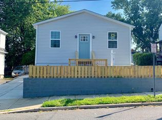 3421 39th Pl, Brentwood, MD 20722
