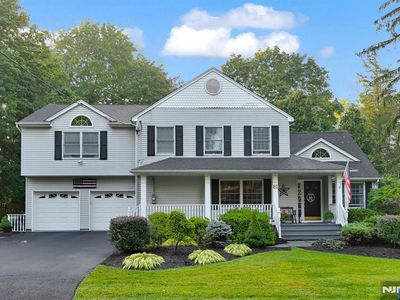 81 S 5th St, Park Ridge, NJ, 07656