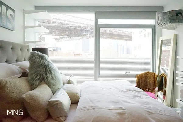 Rented by MNS | media 14