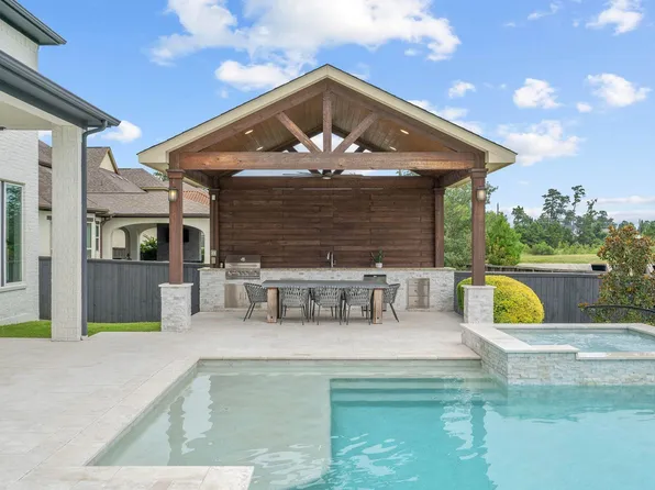 34 Jaden Oaks Pl, Tomball, TX 77375