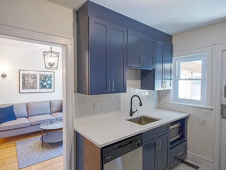 858 Bronson Ave #A — Photo 14