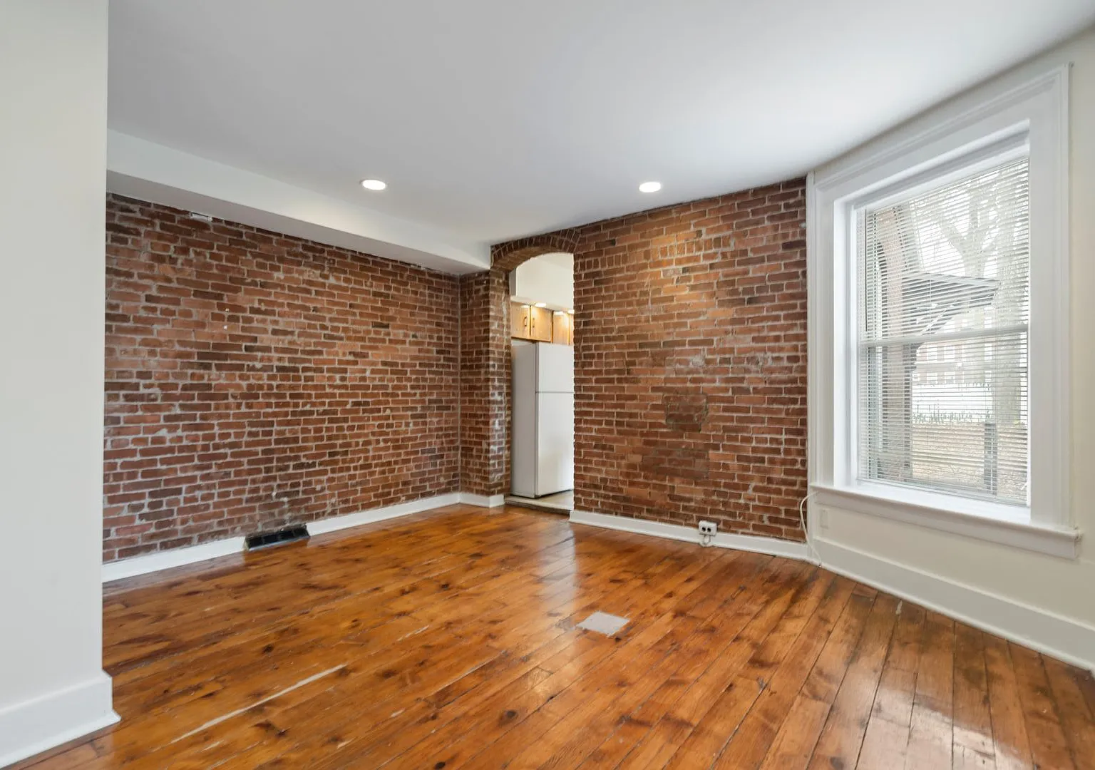 170-172 Park Street — Photo 1