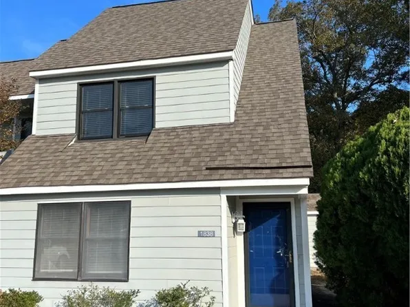 1838 Dockside Dr #15A, Gloucester, VA 23072