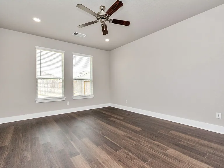 10618 Cascade Creek Dr — Photo 26