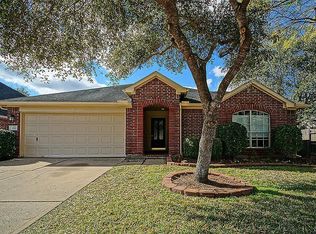 3322 Appleton Dr, Pearland, TX 77584