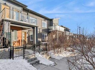 99 S Sage Bluff Cir NW, Calgary, AB T3R 1T5