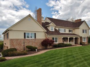 5155 Manchester Dr, Zanesville, OH 43701