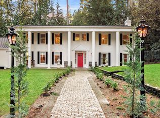 13705 NE 36th Pl, Bellevue, WA 98005