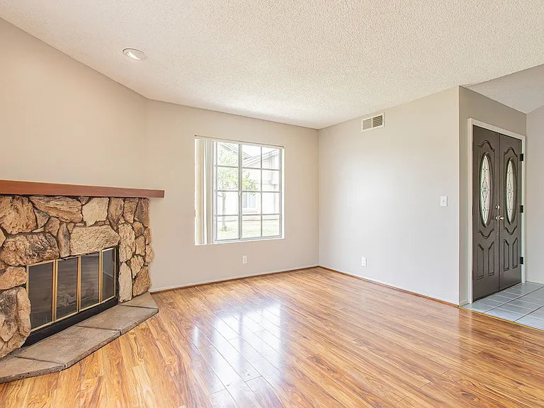 15809 Francisquito Ave #4 — Photo 39