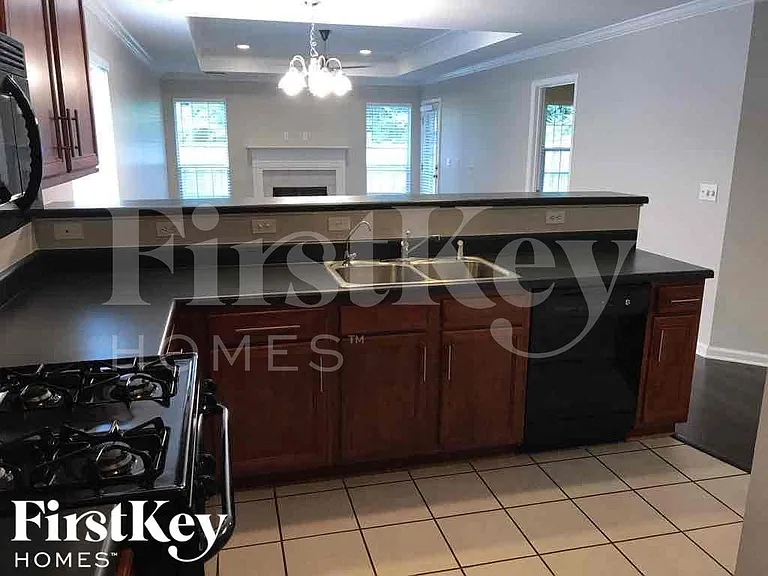 4248 Fieldstone Way — Photo 6