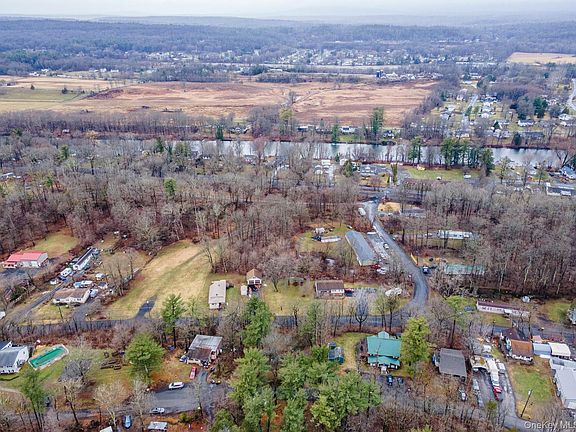 9th image of 56 South Drive