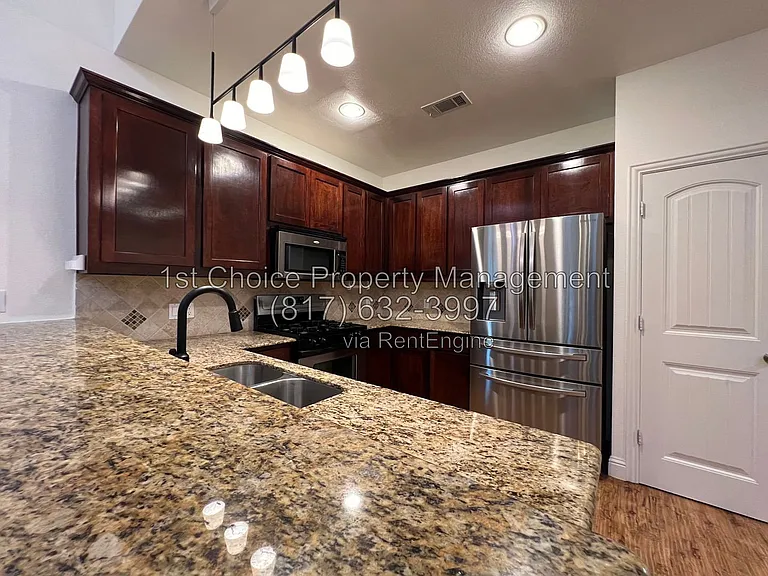 4730 Birchman Ave — Photo 17