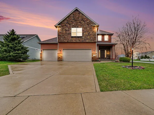 2411 Nottingham Dr, Valparaiso, IN 46383