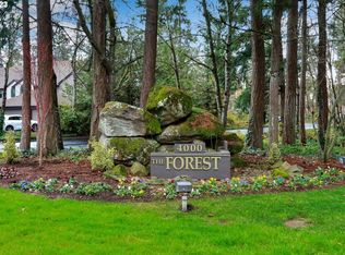 4000 Carman Dr #A5, Lake Oswego, OR