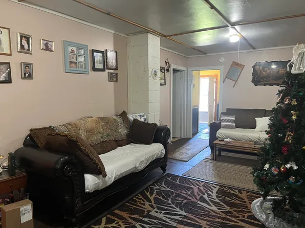 7844 Knobs Rd, Union, WV 24983
