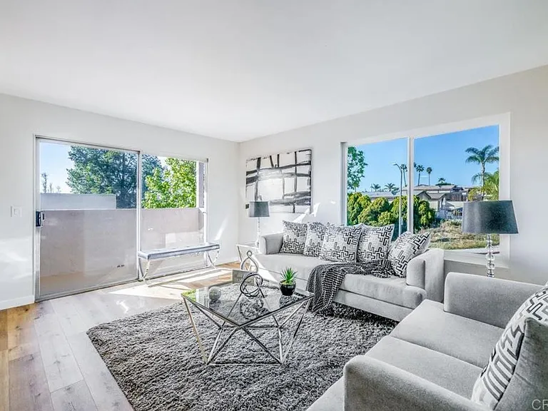 3435 Capalina Rd #2 — Photo 4
