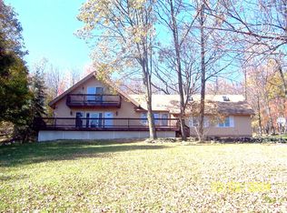 52 Wellesley Rd, Bloomingburg, NY 12721