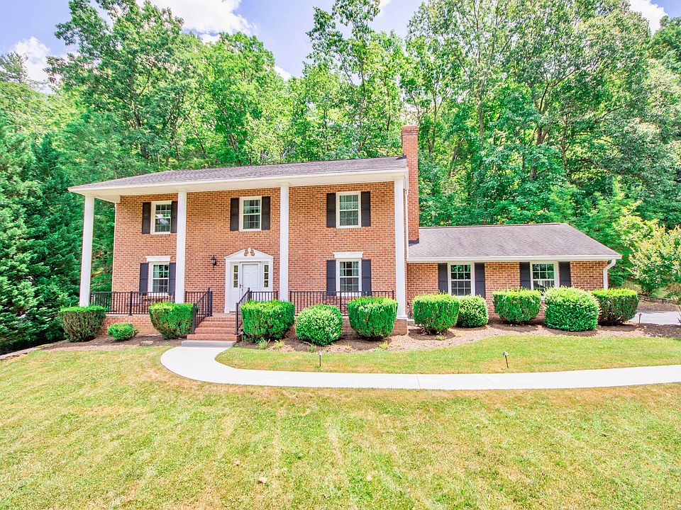 1st image of 5908 Lakemont Dr