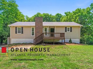 210 Mayflower Dr, Woodstock, GA 30188