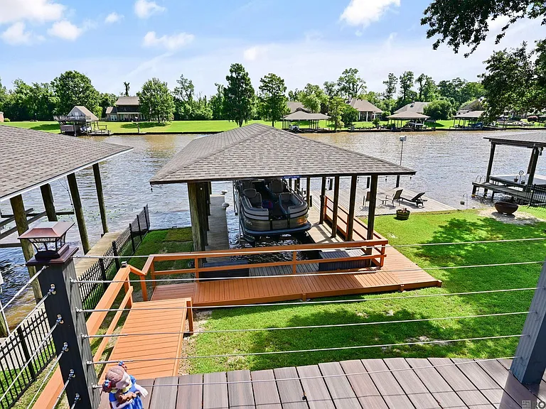 12066 River Highlands Dr — Photo 17