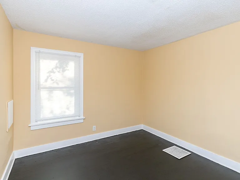 7210 Bellefontaine Ave — Photo 8