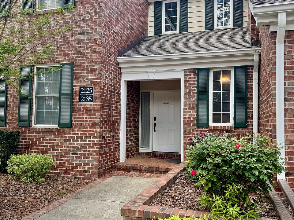 1st image of 2125 Creswell Drive #2125