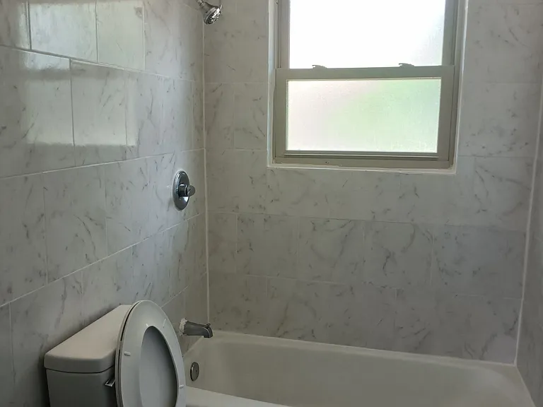 1720 Rockbridge Ter #B — Photo 5