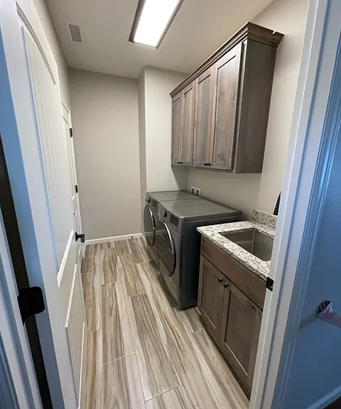 2111 Oregon St — Photo 11