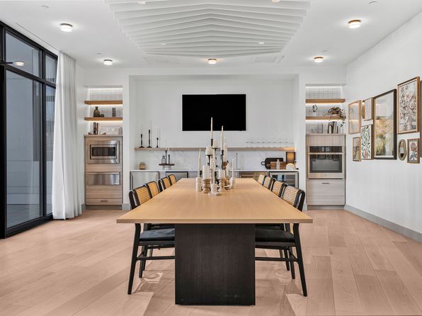39 Railroad Ave #461