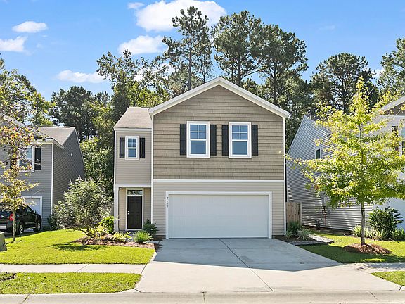 3rd image of 2633 Alamanda Dr