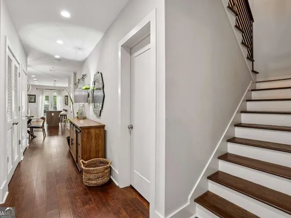 307 Canton Way, Roswell, GA 30075