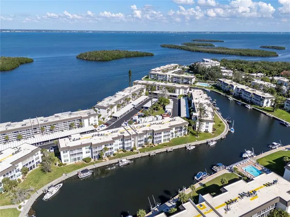 4390 Exeter Dr Unit 305, Longboat Key, FL 34228