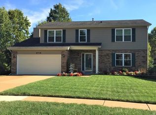 2718 Flameglow Dr, Saint Louis, MO 63129