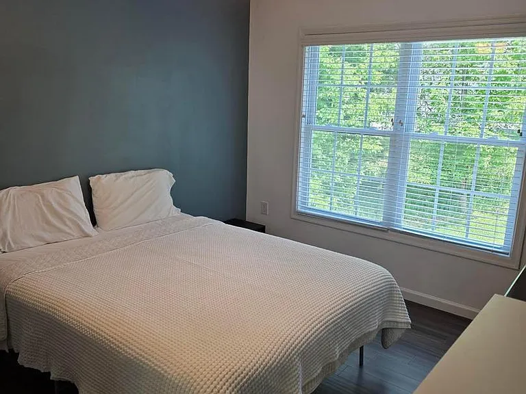 167 Hyde Park Ln — Photo 20