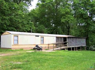 30617 Stag Dr, Edwards, MO 65326