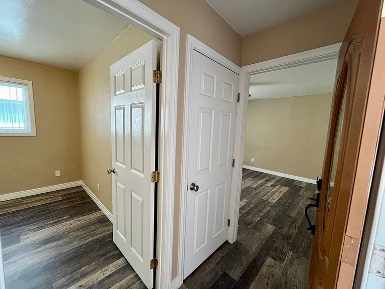 2174 Montgomery Ave #C — Photo 4