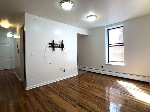 4th image of 536 W 163rd St APT 2A