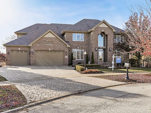 2nd image of 12142 Oxford Ct