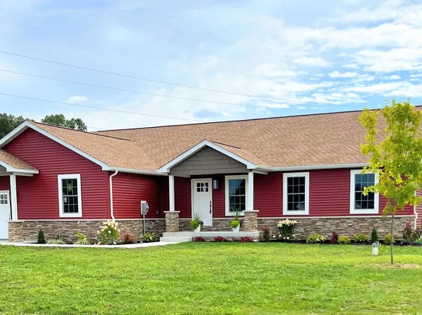 5321 E Johnson St, Knox, IN 46534