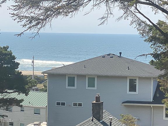 3rd image of 1715 NW 35th Pl