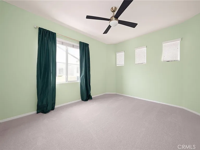45277 Chateau Ct — Photo 38
