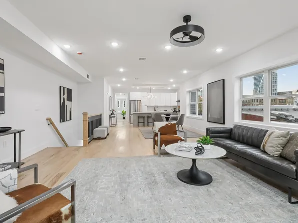 78 Beacon Avenue image 6 of 50