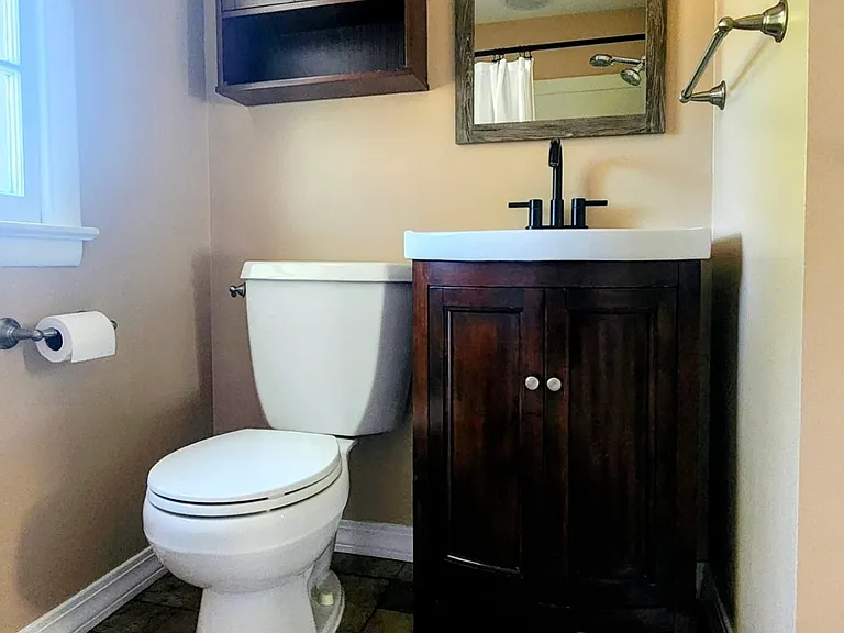 196 Saint Johns Dr — Photo 10
